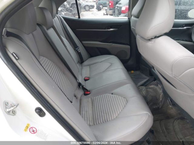 Photo 7 VIN: 4T1B21HK0JU002271 - TOYOTA CAMRY HYBRID 