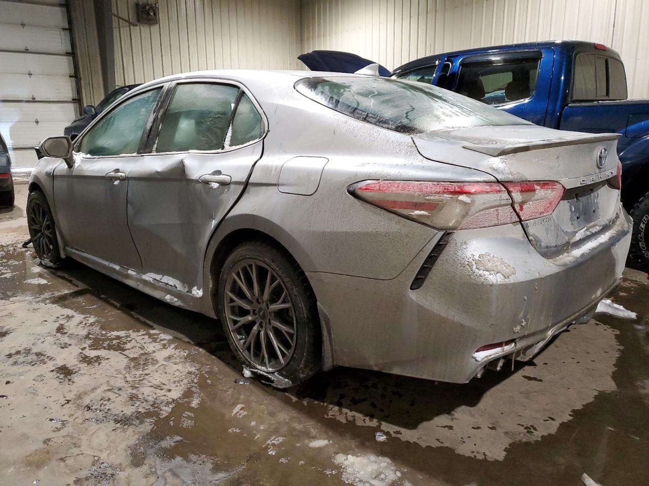 Photo 1 VIN: 4T1B21HK0JU007633 - TOYOTA CAMRY 