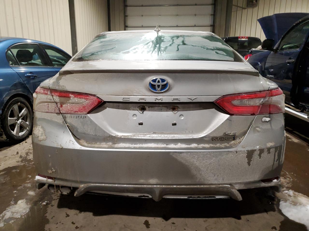 Photo 5 VIN: 4T1B21HK0JU007633 - TOYOTA CAMRY 