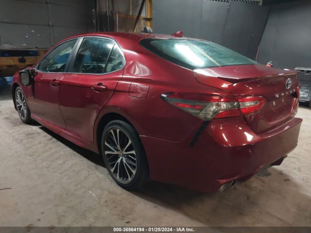 Photo 2 VIN: 4T1B21HK0JU506013 - TOYOTA CAMRY HYBRID 