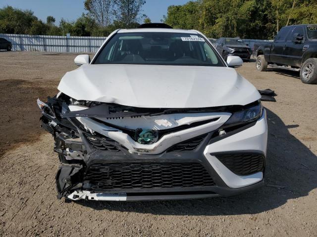 Photo 4 VIN: 4T1B21HK0PU018530 - TOYOTA CAMRY XLE 