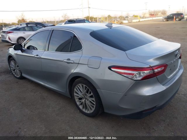 Photo 2 VIN: 4T1B21HK1KU512548 - TOYOTA CAMRY HYBRID 