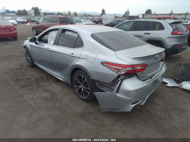 Photo 2 VIN: 4T1B21HK2JU003857 - TOYOTA CAMRY 