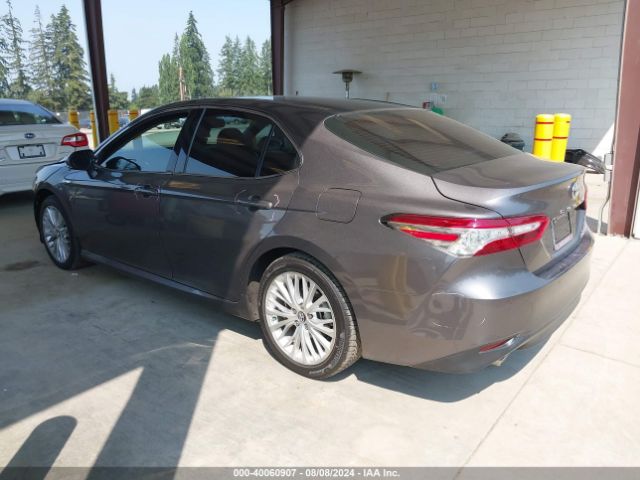 Photo 2 VIN: 4T1B21HK2JU004474 - TOYOTA CAMRY 