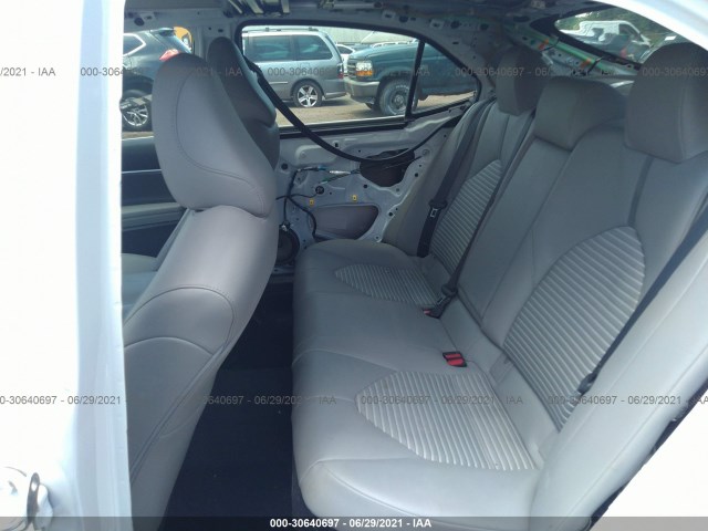 Photo 7 VIN: 4T1B21HK2JU500407 - TOYOTA CAMRY 