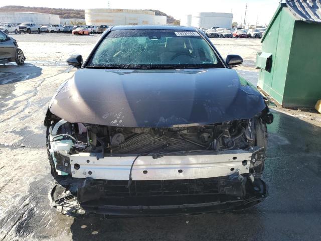 Photo 4 VIN: 4T1B21HK2JU506255 - TOYOTA CAMRY 