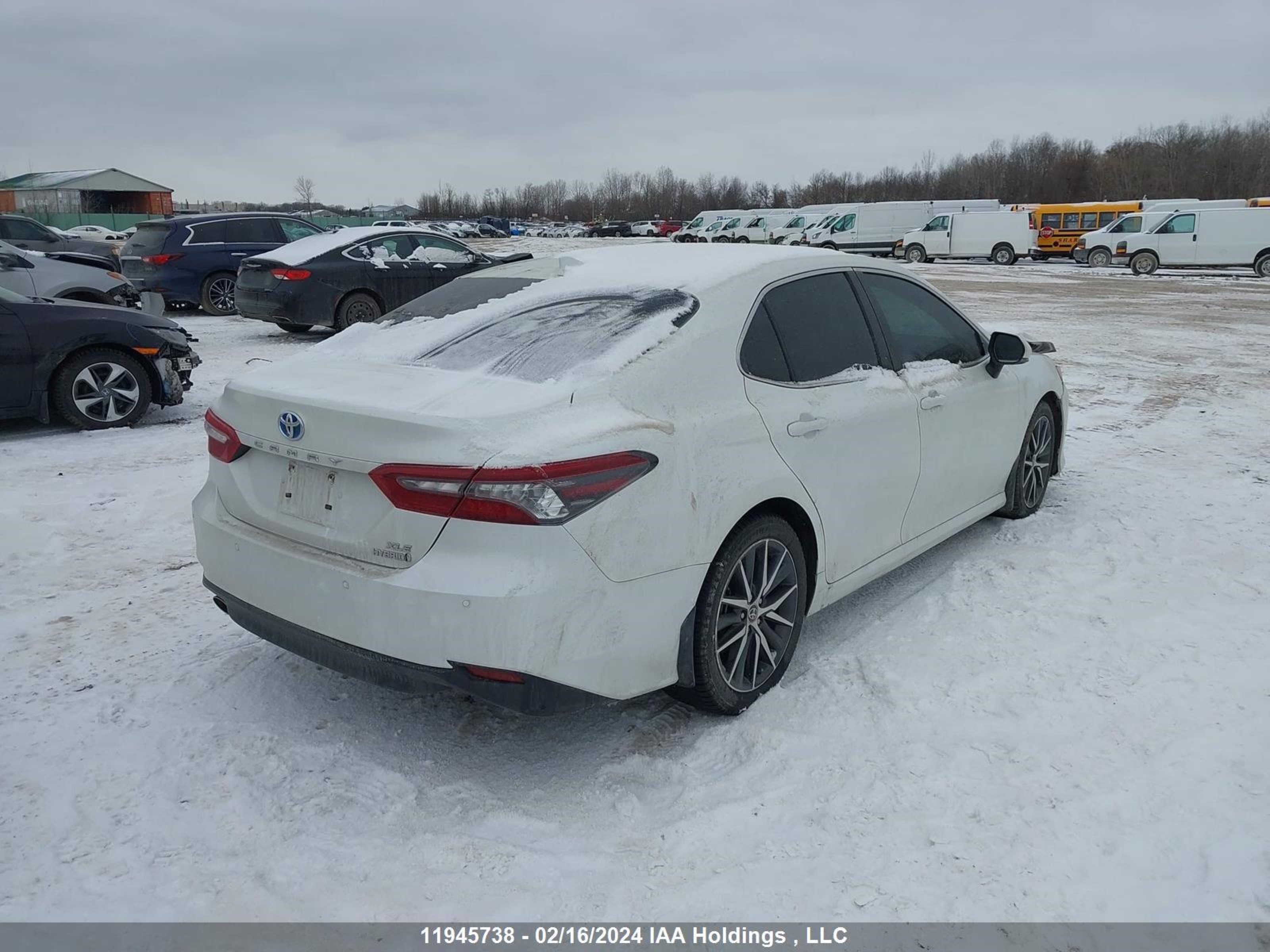 Photo 3 VIN: 4T1B21HK2NU016839 - TOYOTA CAMRY 