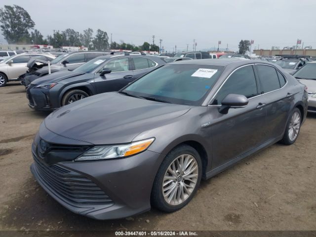 Photo 1 VIN: 4T1B21HK3JU003527 - TOYOTA CAMRY HYBRID 