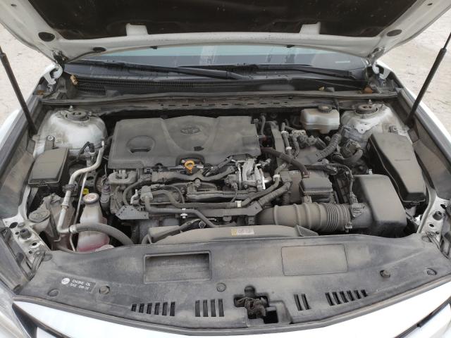 Photo 6 VIN: 4T1B21HK3JU003902 - TOYOTA CAMRY HYBR 