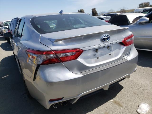 Photo 2 VIN: 4T1B21HK3JU006752 - TOYOTA CAMRY HYBR 