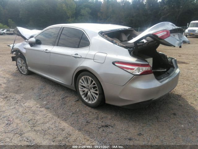 Photo 2 VIN: 4T1B21HK4JU501574 - TOYOTA CAMRY 