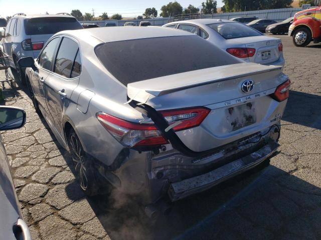 Photo 1 VIN: 4T1B21HK5JU501857 - TOYOTA CAMRY HYBR 