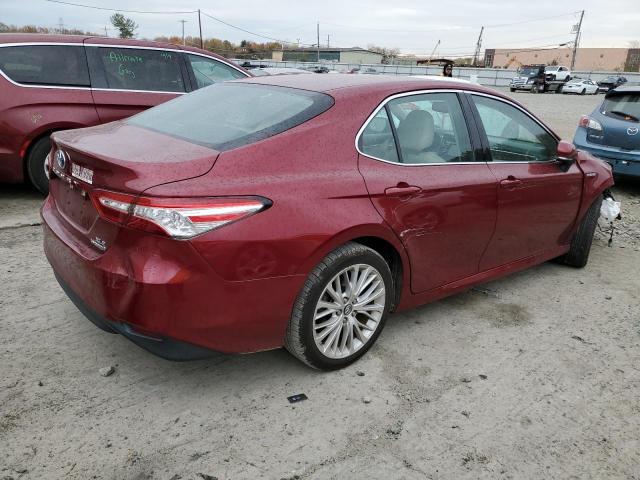 Photo 2 VIN: 4T1B21HK5JU507982 - TOYOTA CAMRY HYBR 