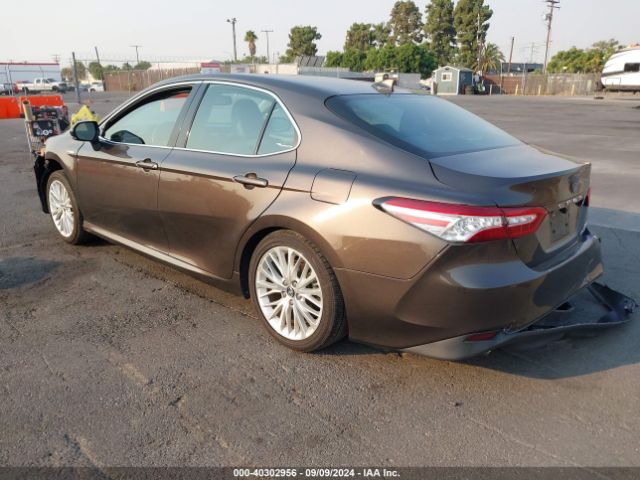 Photo 2 VIN: 4T1B21HK6JU505531 - TOYOTA CAMRY 