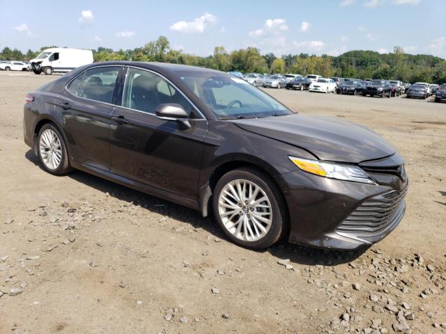 Photo 3 VIN: 4T1B21HK7JU004986 - TOYOTA CAMRY 