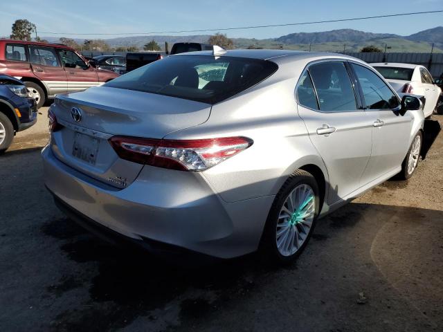 Photo 2 VIN: 4T1B21HK7JU007676 - TOYOTA CAMRY HYBR 