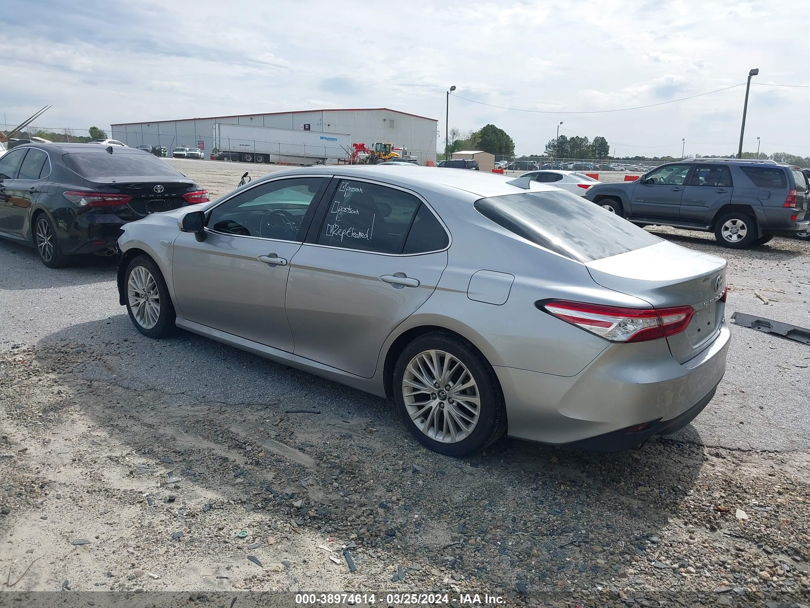 Photo 2 VIN: 4T1B21HK7KU515504 - TOYOTA CAMRY 