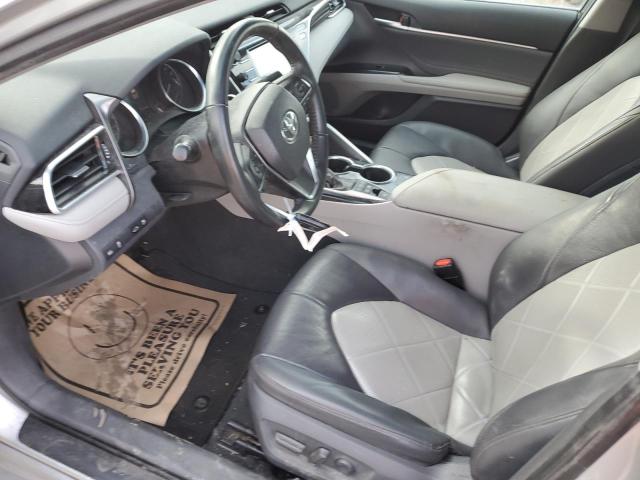 Photo 6 VIN: 4T1B21HK8JU502100 - TOYOTA CAMRY 