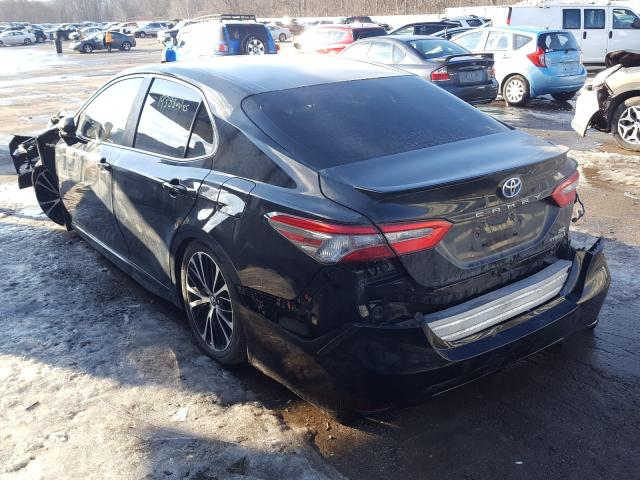 Photo 2 VIN: 4T1B21HK8JU502663 - TOYOTA CAMRY HYBR 