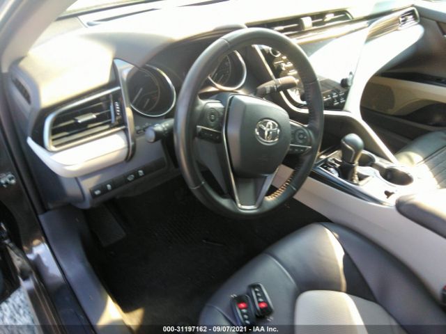 Photo 4 VIN: 4T1B21HK8KU013102 - TOYOTA CAMRY 