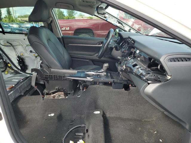 Photo 4 VIN: 4T1B21HKXKU517439 - TOYOTA CAMRY HYBR 