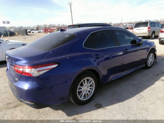 Photo 3 VIN: 4T1B31HK0JU500046 - TOYOTA CAMRY LE 