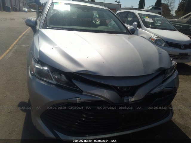 Photo 5 VIN: 4T1B31HK3JU003329 - TOYOTA CAMRY 