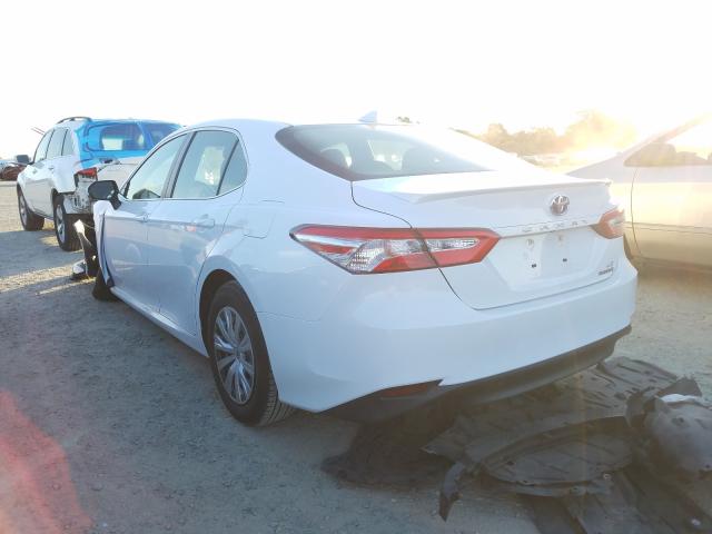 Photo 2 VIN: 4T1B31HK3JU004156 - TOYOTA CAMRY LE 