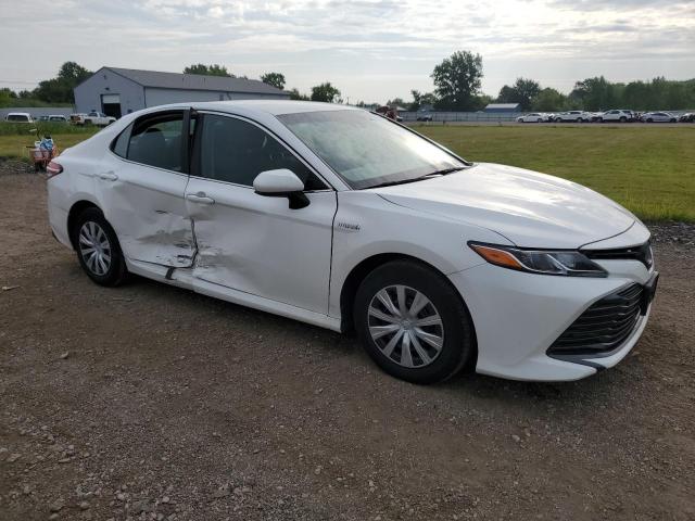 Photo 3 VIN: 4T1B31HK4JU507324 - TOYOTA CAMRY LE 