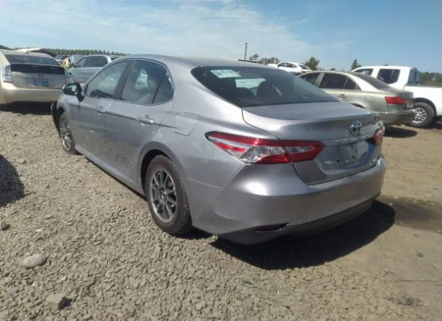 Photo 2 VIN: 4T1B31HK4JU507730 - TOYOTA CAMRY 