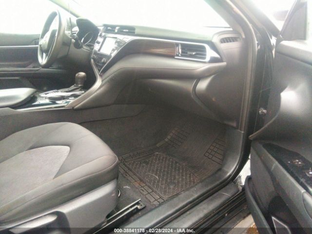 Photo 4 VIN: 4T1B31HK5JU001100 - TOYOTA CAMRY HYBRID 