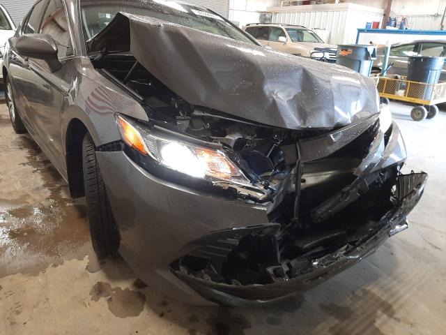 Photo 8 VIN: 4T1B31HK6JU003020 - TOYOTA CAMRY LE 