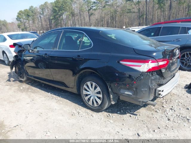 Photo 2 VIN: 4T1B31HK6JU501959 - TOYOTA CAMRY HYBRID 