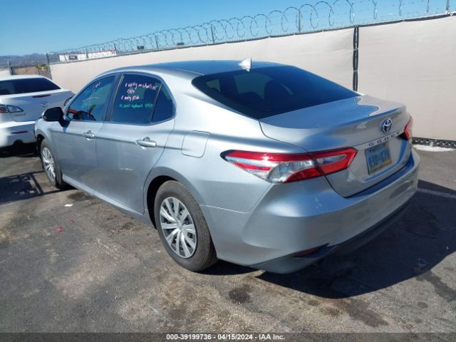 Photo 2 VIN: 4T1B31HK6KU511831 - TOYOTA CAMRY HYBRID 