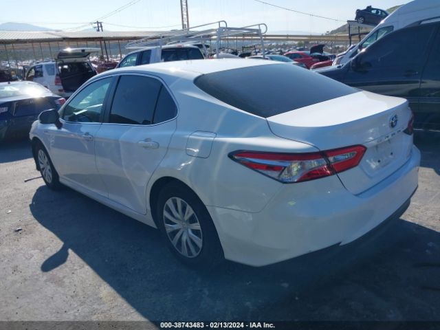 Photo 2 VIN: 4T1B31HK7JU500738 - TOYOTA CAMRY HYBRID 