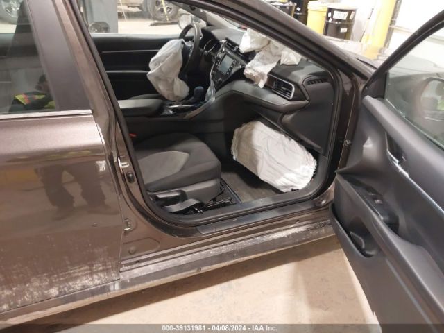 Photo 4 VIN: 4T1B31HK7KU515645 - TOYOTA CAMRY 