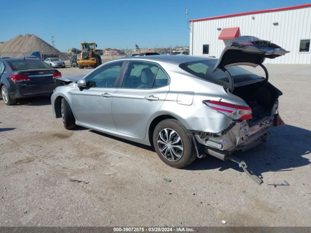 Photo 2 VIN: 4T1B31HK8JU504457 - TOYOTA CAMRY HYBRID 