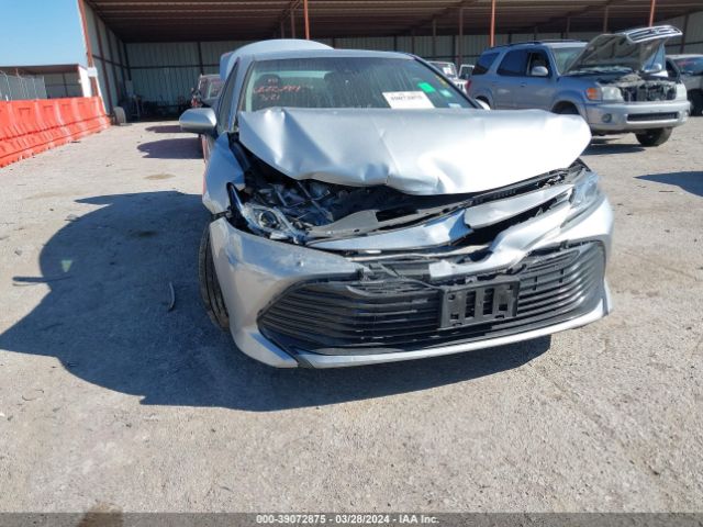 Photo 5 VIN: 4T1B31HK8JU504457 - TOYOTA CAMRY HYBRID 