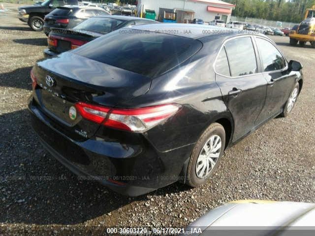 Photo 3 VIN: 4T1B31HK8JU504913 - TOYOTA CAMRY 