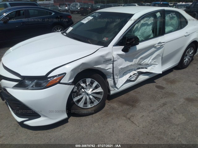 Photo 5 VIN: 4T1B31HK8JU508525 - TOYOTA CAMRY 