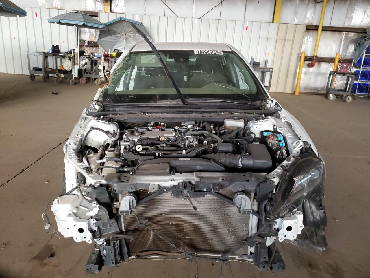 Photo 4 VIN: 4T1B31HK8KU509353 - TOYOTA CAMRY 