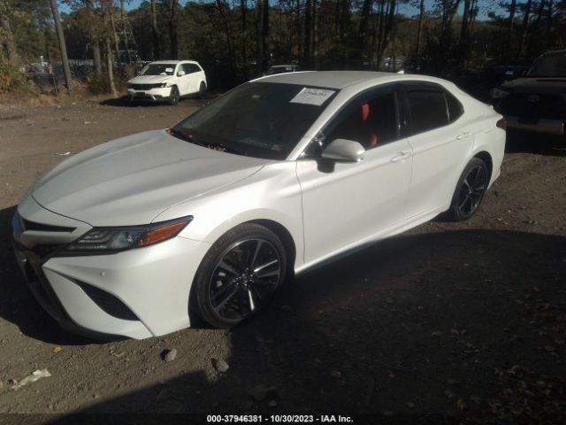 Photo 1 VIN: 4T1B61HK0JU006258 - TOYOTA CAMRY 