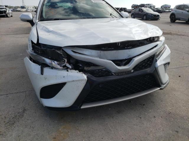 Photo 8 VIN: 4T1B61HK0JU111138 - TOYOTA CAMRY XSE 