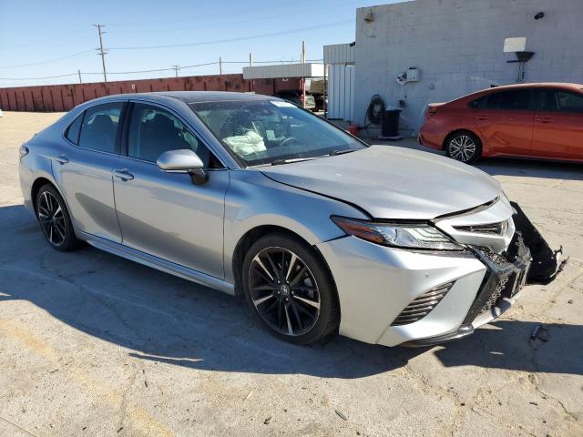 Photo 3 VIN: 4T1B61HK0JU111608 - TOYOTA CAMRY 