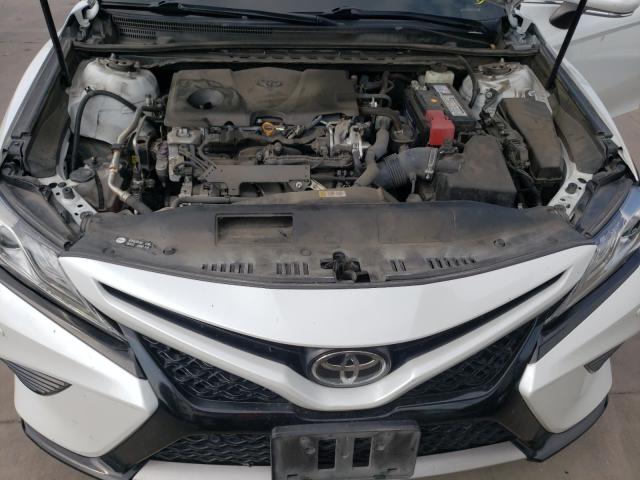 Photo 6 VIN: 4T1B61HK0JU131826 - TOYOTA CAMRY XSE 