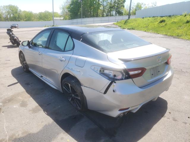 Photo 2 VIN: 4T1B61HK0JU144821 - TOYOTA CAMRY XSE 