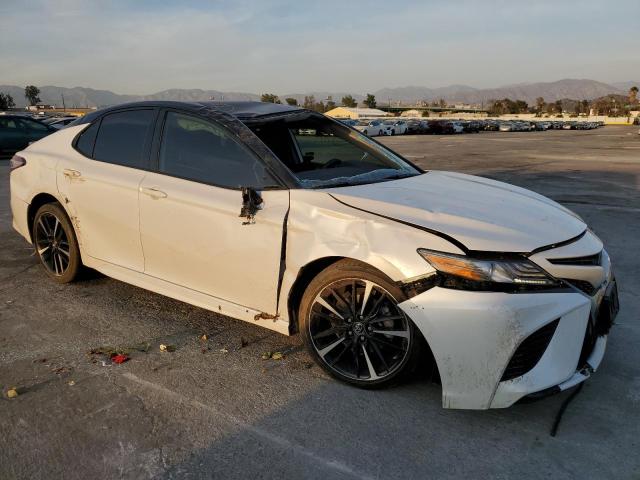 Photo 3 VIN: 4T1B61HK0KU232947 - TOYOTA CAMRY XSE 