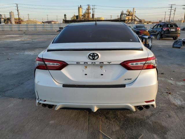 Photo 5 VIN: 4T1B61HK0KU232947 - TOYOTA CAMRY XSE 