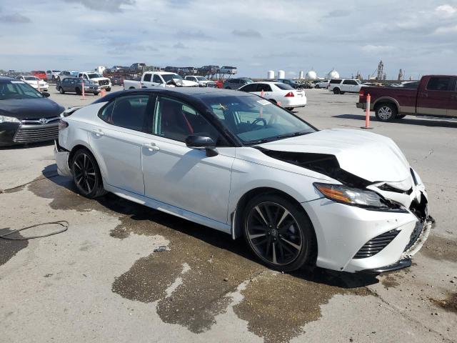 Photo 3 VIN: 4T1B61HK0KU252213 - TOYOTA CAMRY XSE 