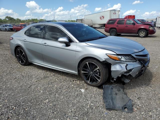 Photo 3 VIN: 4T1B61HK0KU264846 - TOYOTA CAMRY XSE 